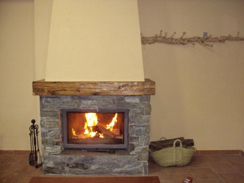 Hostal Les Roquetes Queralbs Εξωτερικό φωτογραφία