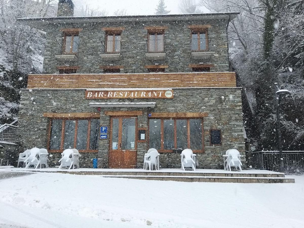 Hostal Les Roquetes Queralbs Εξωτερικό φωτογραφία