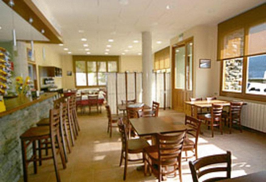 Hostal Les Roquetes Queralbs Εξωτερικό φωτογραφία