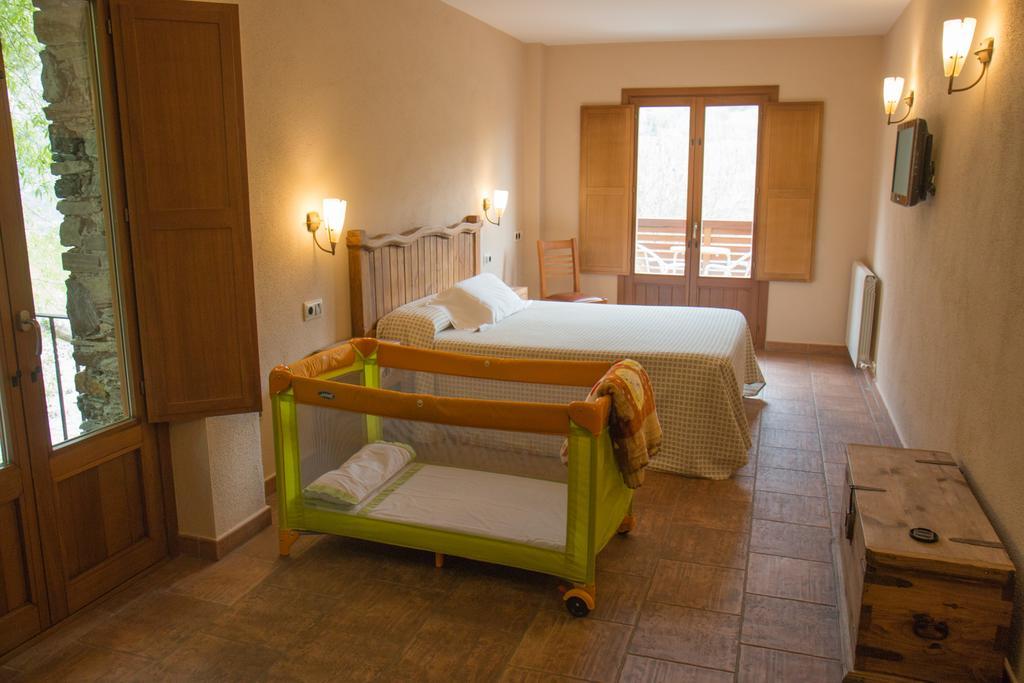 Hostal Les Roquetes Queralbs Εξωτερικό φωτογραφία